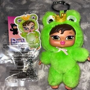 Bratziez Keychain- Yasmin